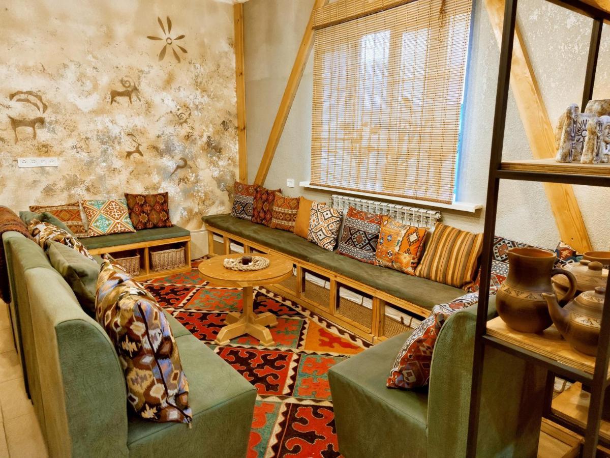 Silkroad Guesthouse Bishkek Luaran gambar