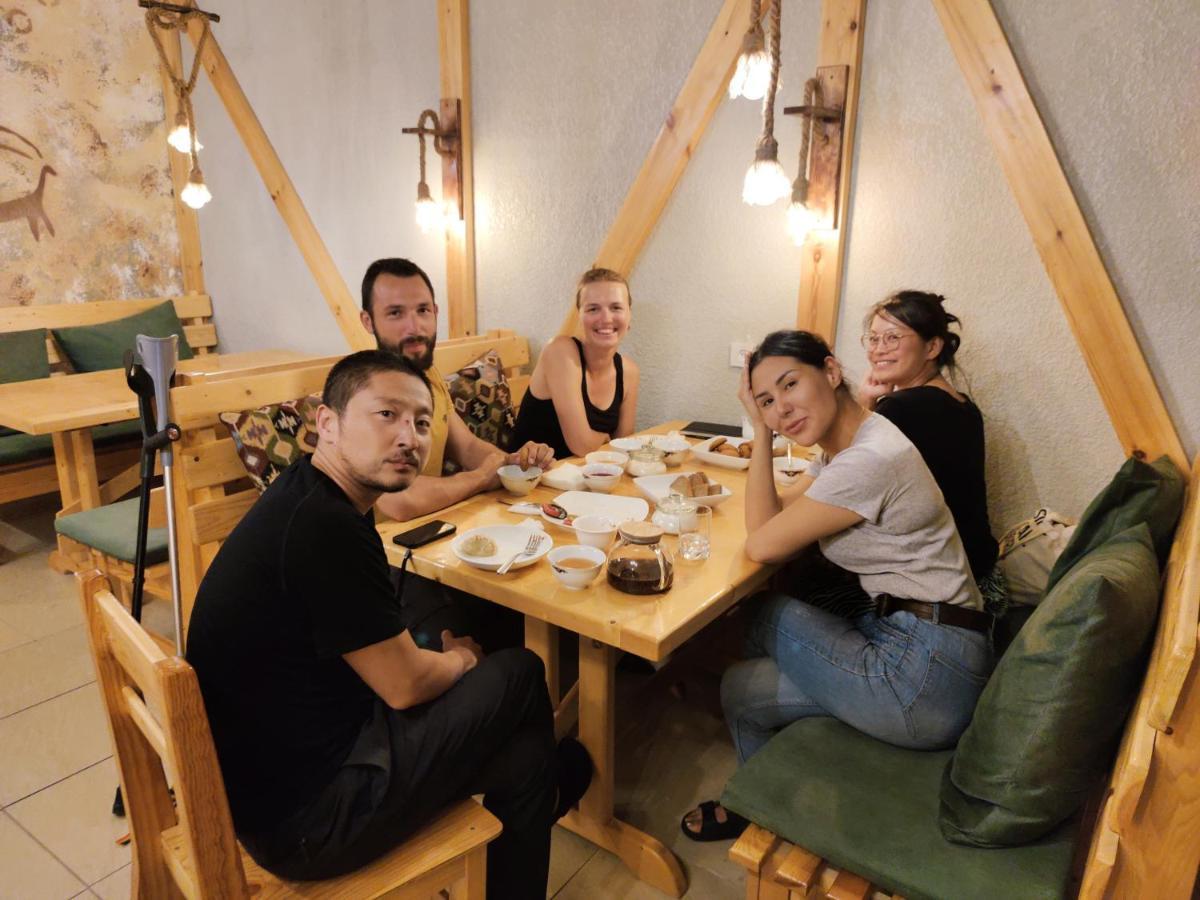 Silkroad Guesthouse Bishkek Luaran gambar