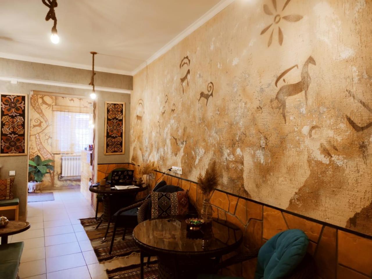 Silkroad Guesthouse Bishkek Luaran gambar